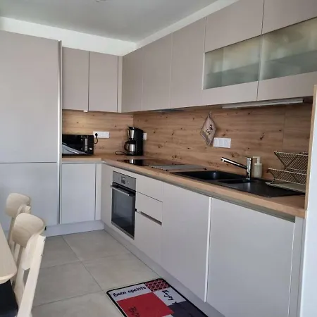 Neuf Climatise, Loggia Spacieuse, A 200m De La Avec Parking Prive - Fr-1-388-206 * Argeles-sur-Mer
